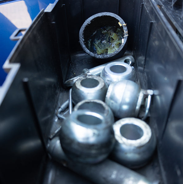 FIXBOX – die saubere Lösung für die Aufbewahrung deiner Staubschutzkappen