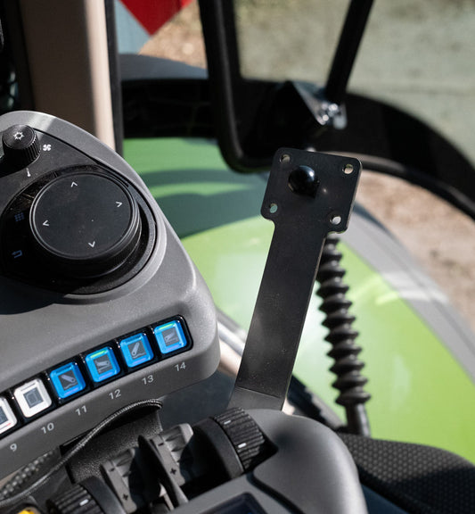 GADGETME MagSafe Handyhalterung Armlehne passend für Fendt One
