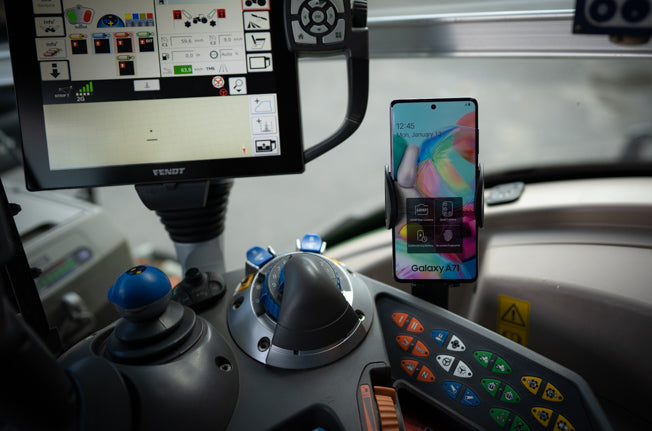 Support téléphone GADGETME adapté pour Fendt SCR / S4
