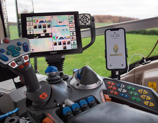 Support téléphone GADGETME avec fonction de charge sans fil adapté pour Fendt, 15 W