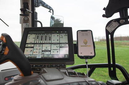 Support téléphone GADGETME V1 avec fonction de charge sans fil adapté pour John Deere Command Center 4600, 15 W